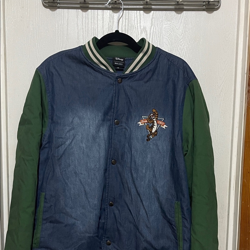 Disney BoxLunch Men's Varsity Jacket Tigger with Green Sleeves BNWT L